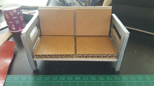 Carton simple cannelure pour les assises et les dossiers